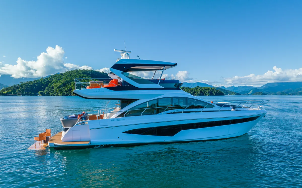 Intermarine 640HDF — Exterior (3 de 7)