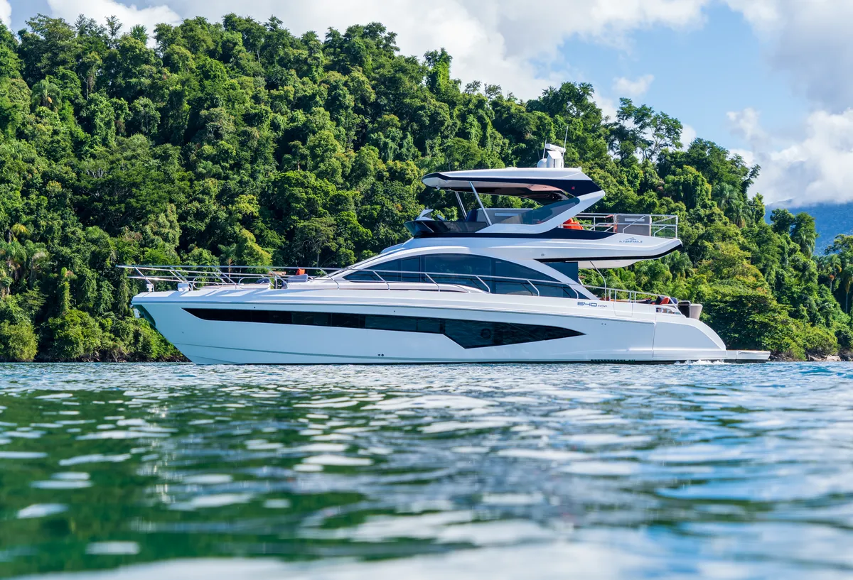 Intermarine 640HDF — Exterior (2 de 7)