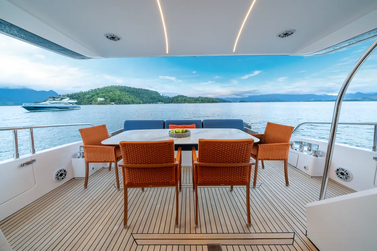 Intermarine 640HDF — Flybridge (9 de 9)